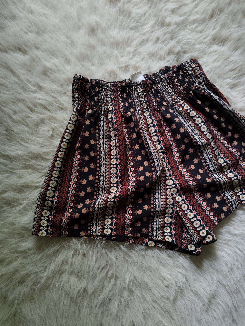 SHEIN Black Multi Boho High Waist Elastic Shorts